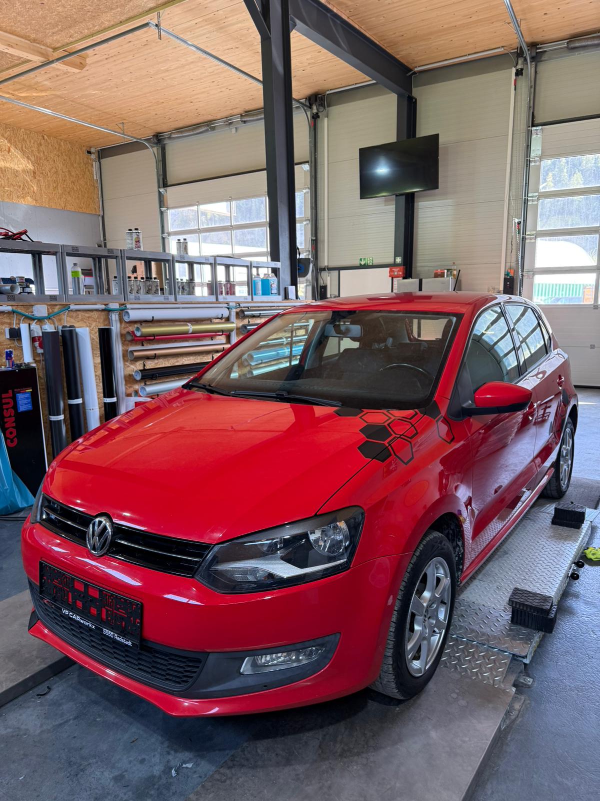 VW Polo Honeycomb Designfolierung Front